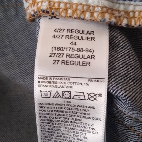 GAP 5" Mid Rise Denim Shorts - Picture 3 of 4